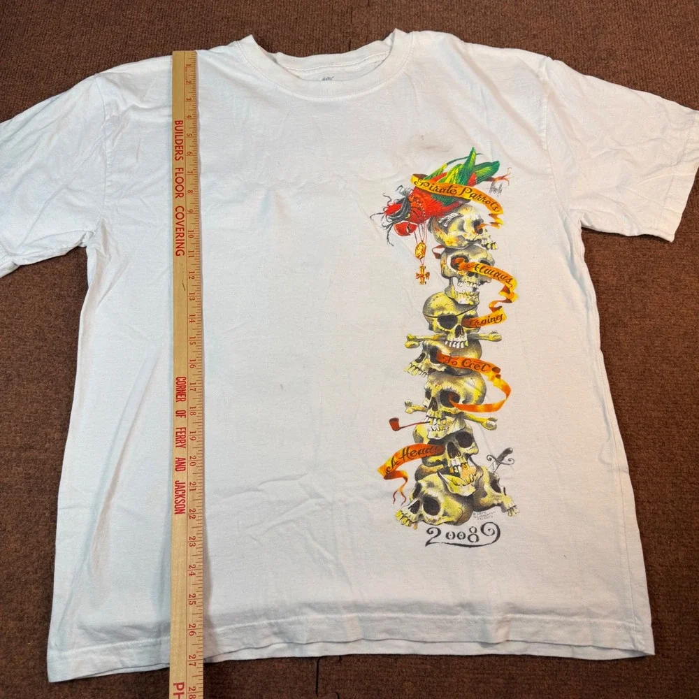 Goin Coastal Pirate Parrots Skull Graphic T-Shirt Mens Large White 2008 Y2K Tee